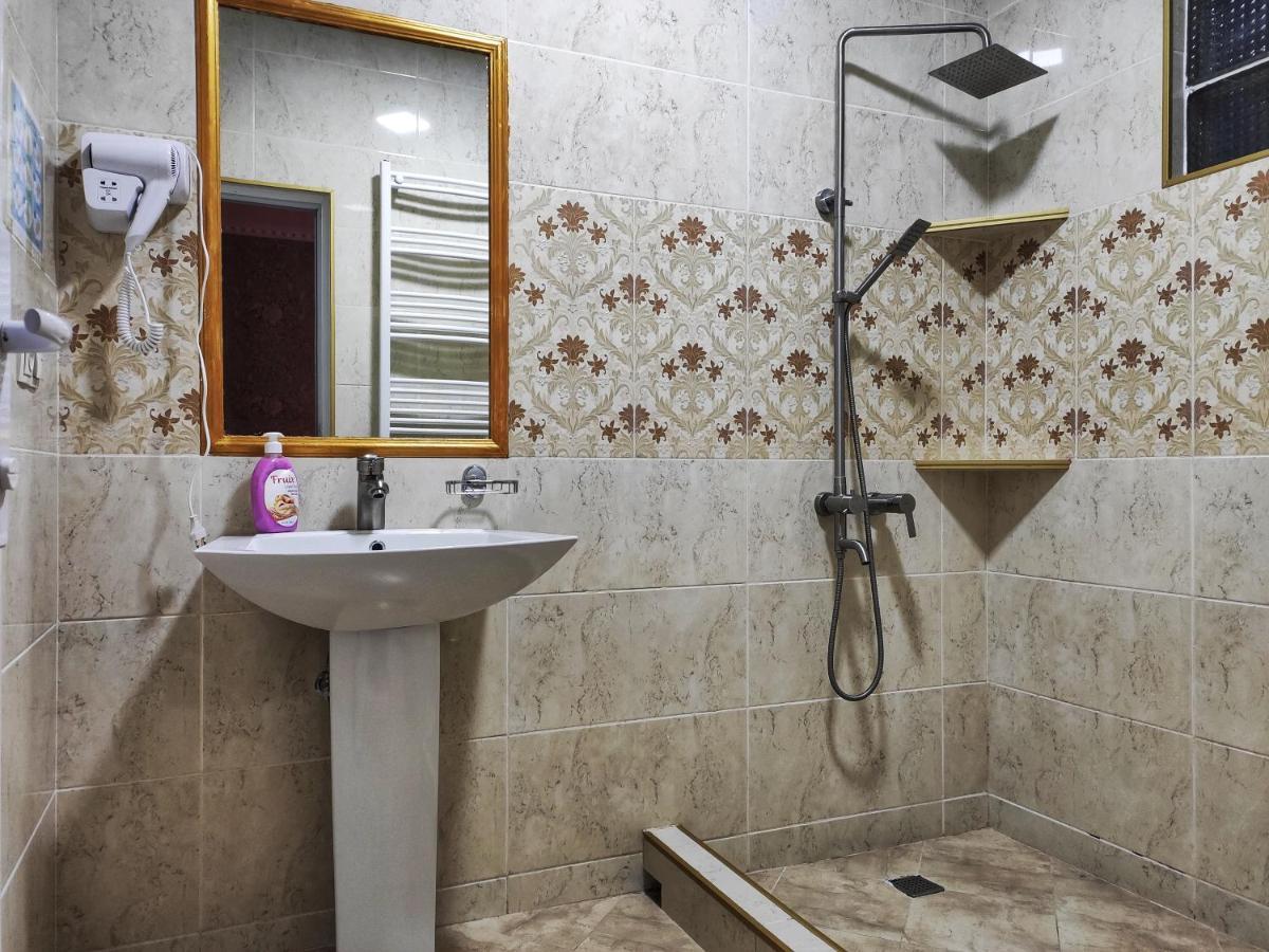 Sophia'S Guesthouse Казбеги Екстериор снимка